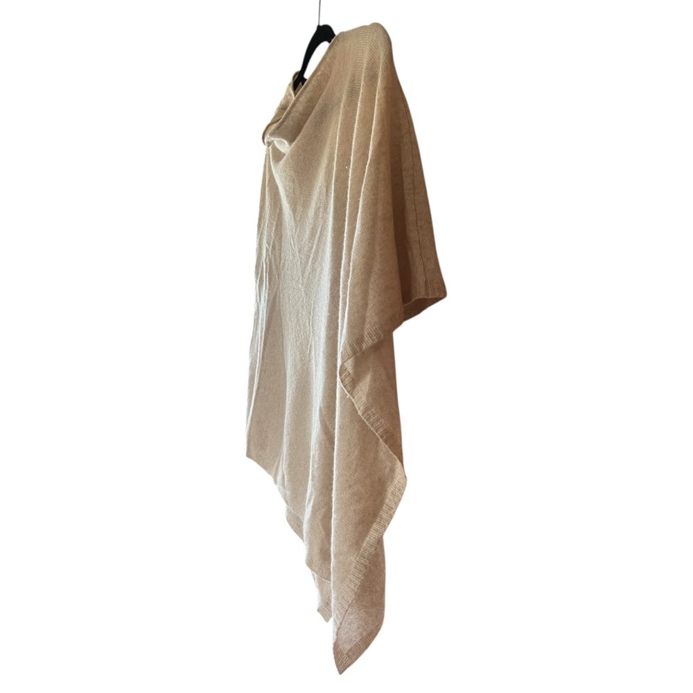 FORTE Cashmere Poncho - Picture 2 of 5
